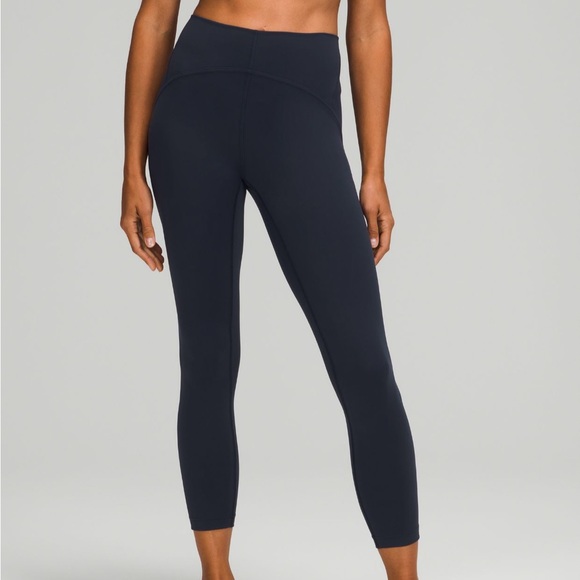 NWT Lululemon InStill HR Tight 25” - Picture 2 of 5